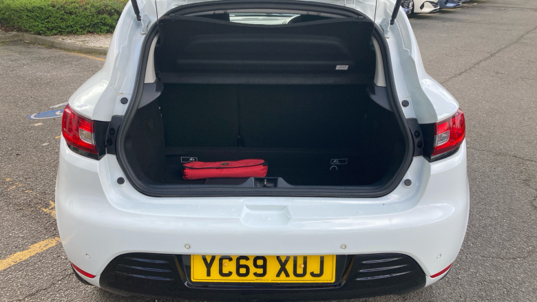 Renault Clio 0.9 TCE 90 Iconic 5dr Petrol Hatchback